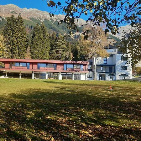 Haus Der Freundschaft - Gemeinnuetziges Kinder- Und Jugendgaestehaus Innsbruck Exterior photo